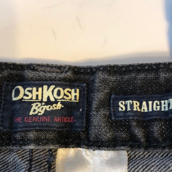 OSHKOSH - Picture 7 of 8